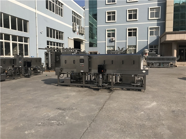 塑料筐清洗機，物料筐清洗機，周轉箱清洗機