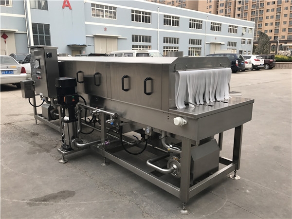 果蔬周轉筐清洗機，采用304不銹鋼，易拆裝